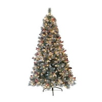 Umjetno božićno drvce od Sterling borova, prethodno osvijetljeno